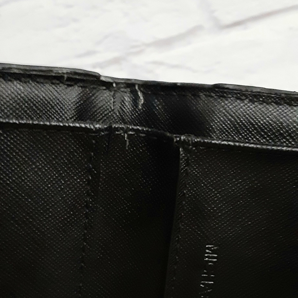 Michael Kors black saffiano leather small wallet - Picture 7 of 15
